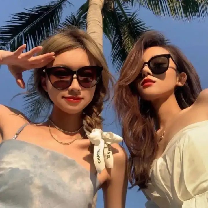 独自夜归的女孩